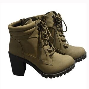 Torrid Olive Size 8 lace up high heel bootie boot